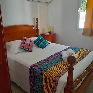 Hébergement de vacances Maison Creole Chaleureuse Avec Stationnement, Le Gosier (Grande-Terre)